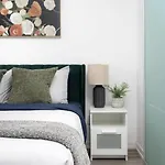 Serene 3Bd 1,5 Bath Apartment