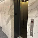 Luxurious Midtown Condo 3Bdr