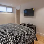 Triplex Carriage House