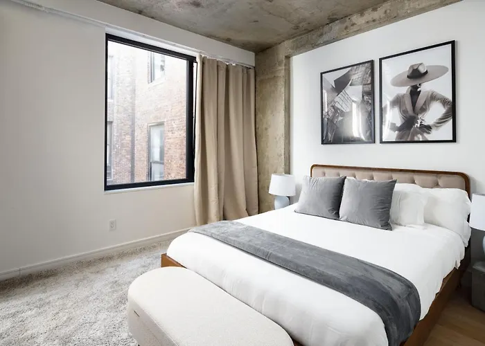 Chic And Spacious 2Bd Apt With Washer And Dryer In Unit