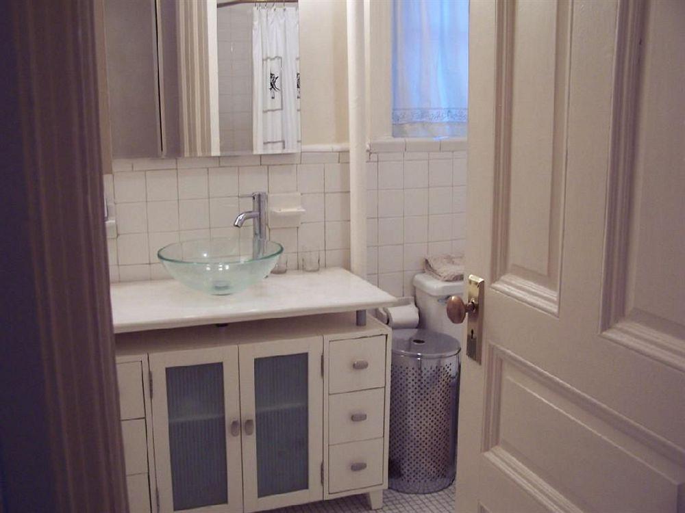Hotel Upper West Side Brownstone 3*