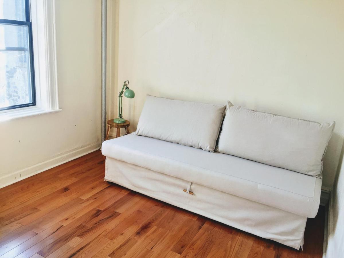 2 Bedrooms Entire Beautiful In Williamsburg!