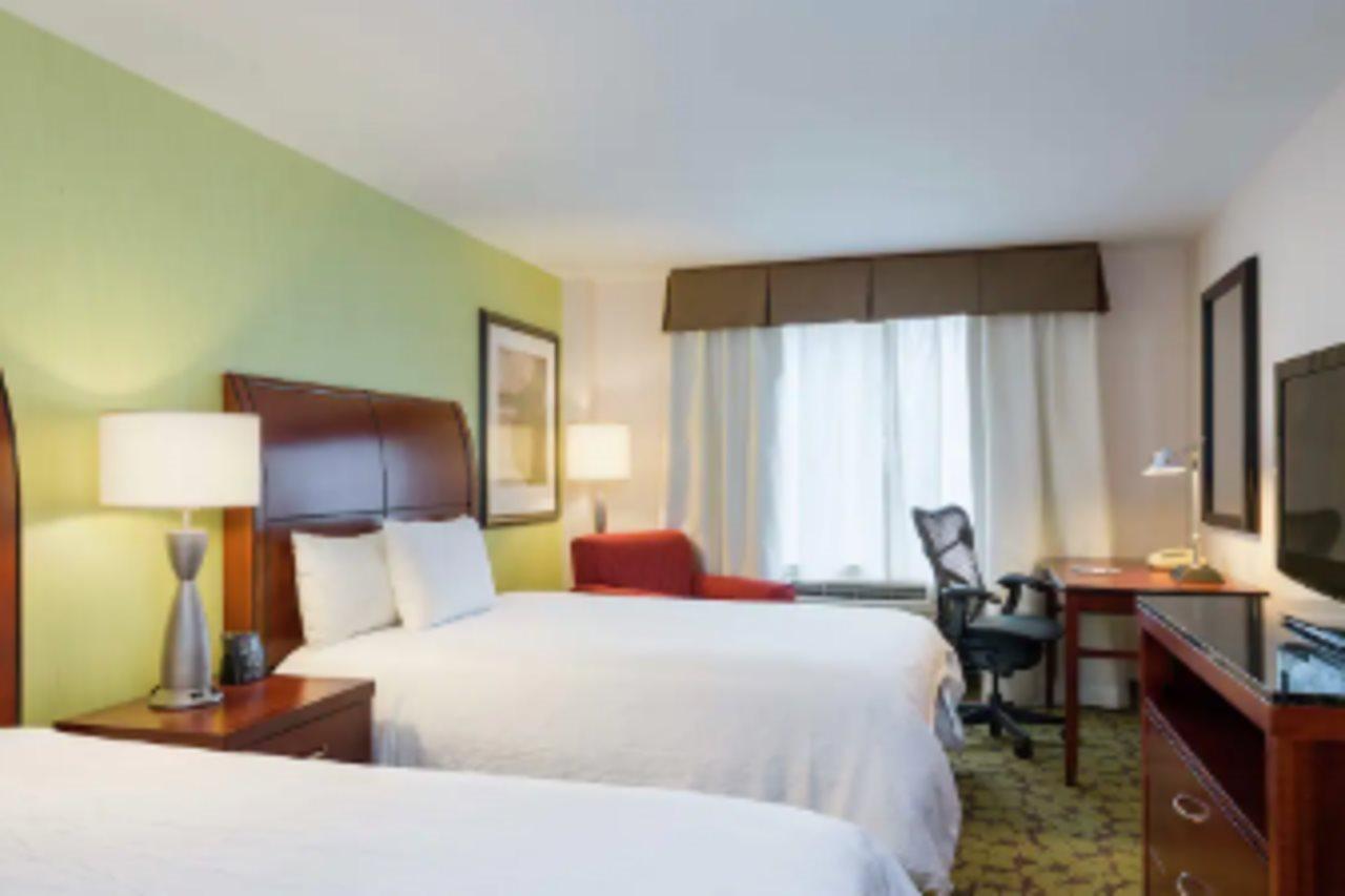 Hilton Garden Queens Jfk - Newly Renovated Khách sạn 3*