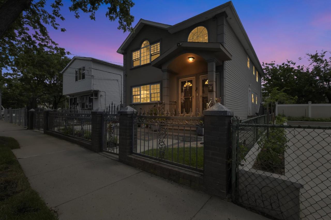 Modern Cozy 3br Just 10 Mins From Jfk! Casa de férias *