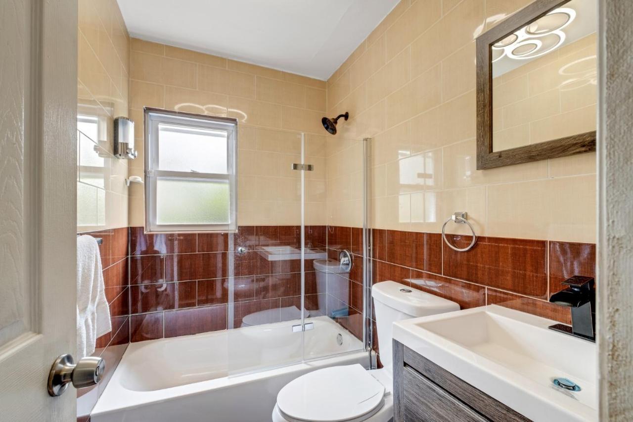 Modern Cozy 3br Just 10 Mins From Jfk! Casa de férias Nova York