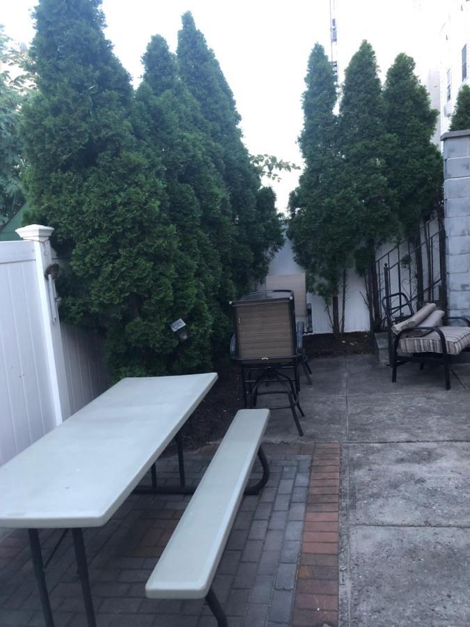 Brooklyn's Finest - Cozy 2 Bedroom Căn hộ New York