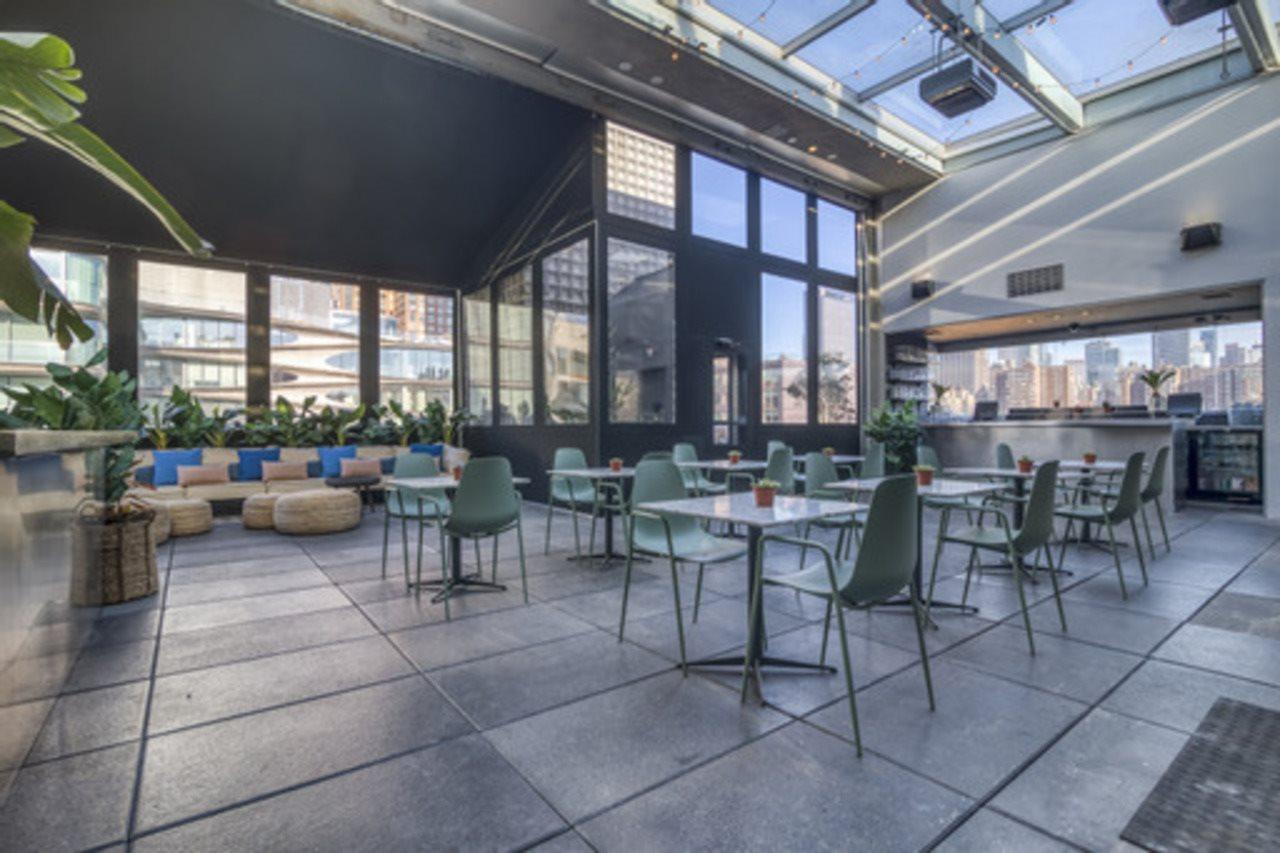 Khách sạn Alameda, Highline 4*