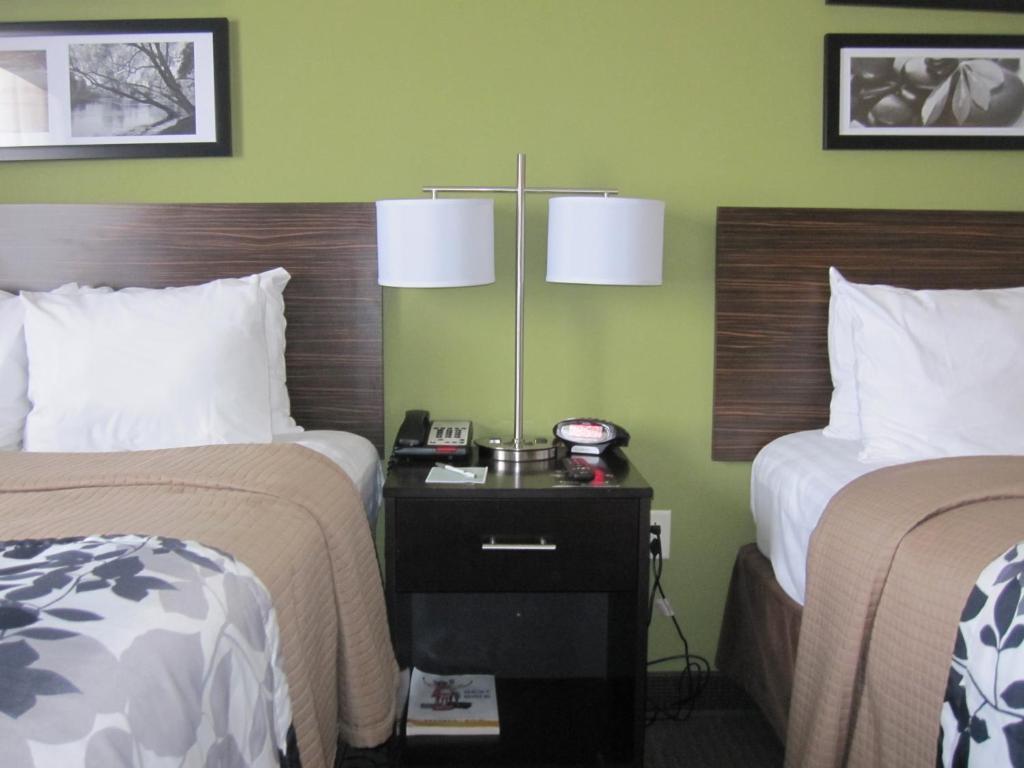 Cresthaven Jamaica-jfk Khách sạn 2*