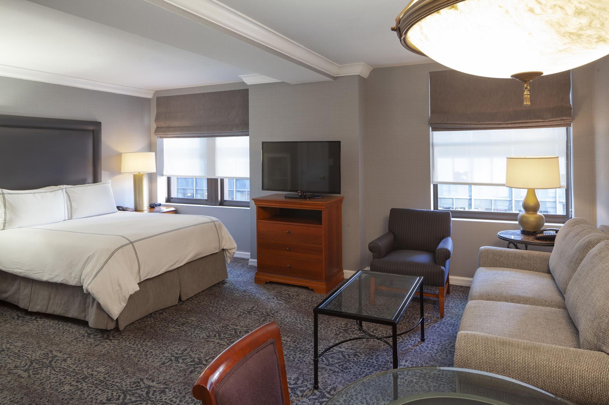 The Manhattan Club Khách sạn 4*
