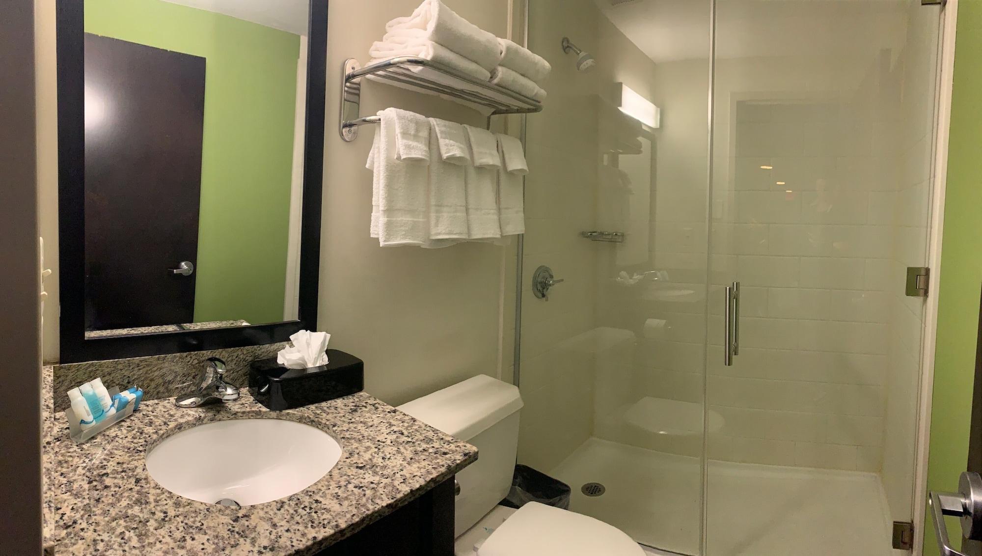 Cresthaven Jamaica-jfk Khách sạn