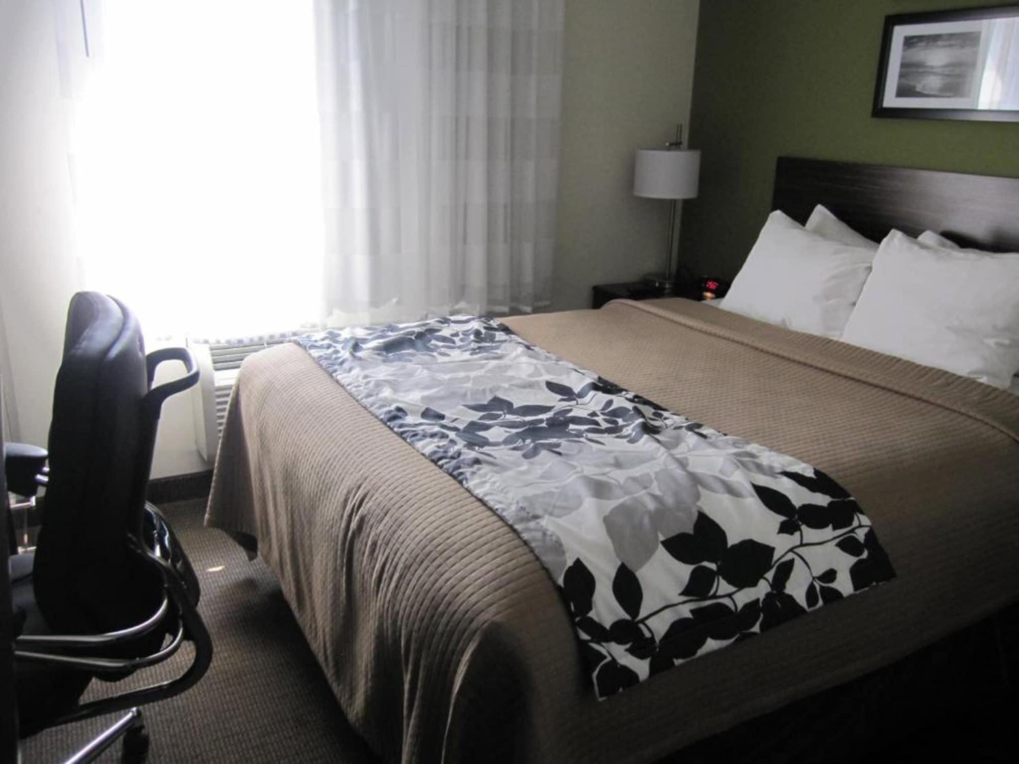 Cresthaven Jamaica-jfk Khách sạn