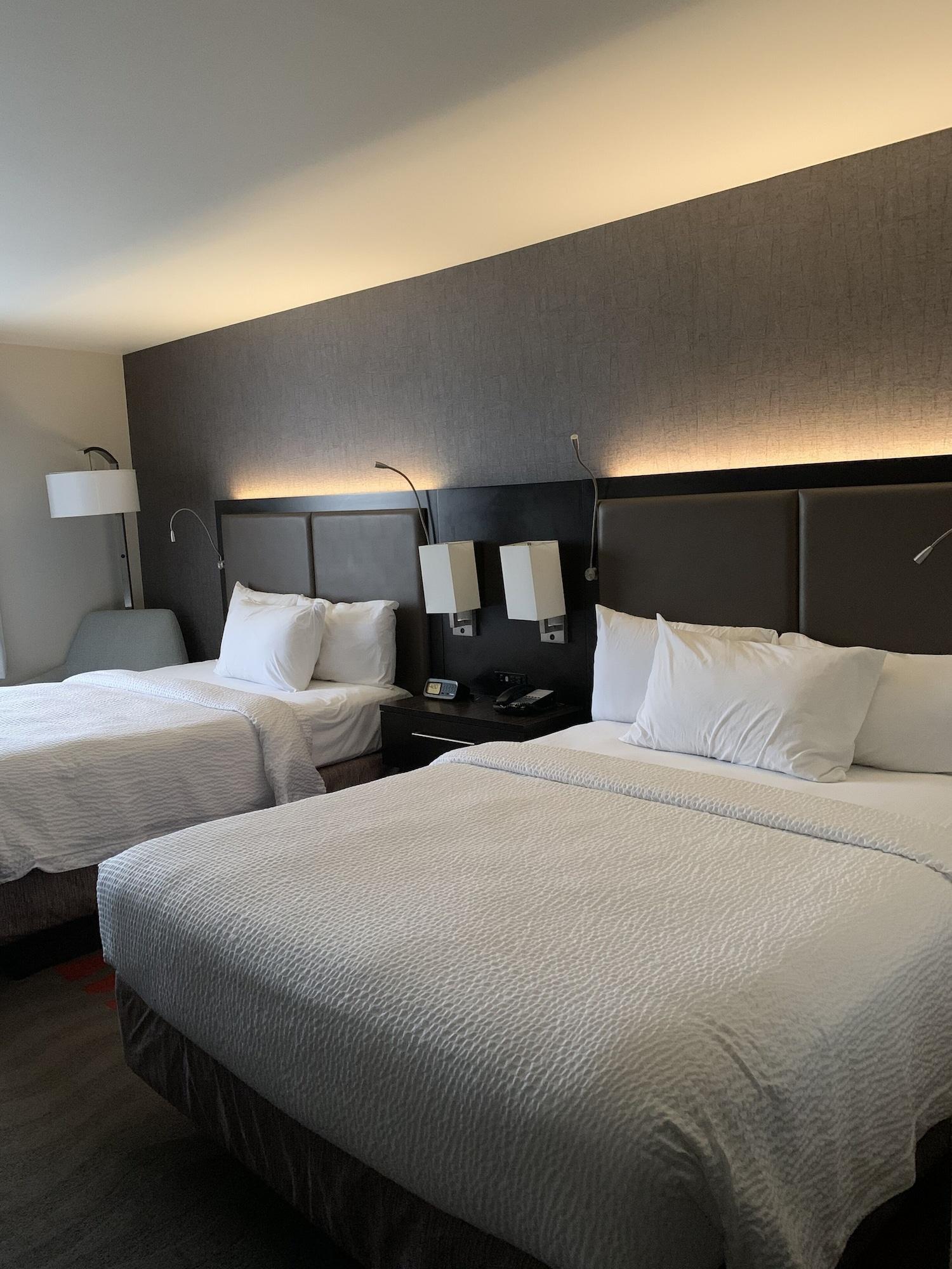 Fairfield & By Marriott Staten Island Khách sạn