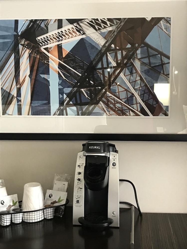 Khách sạn Fairfield & By Marriott Staten Island
