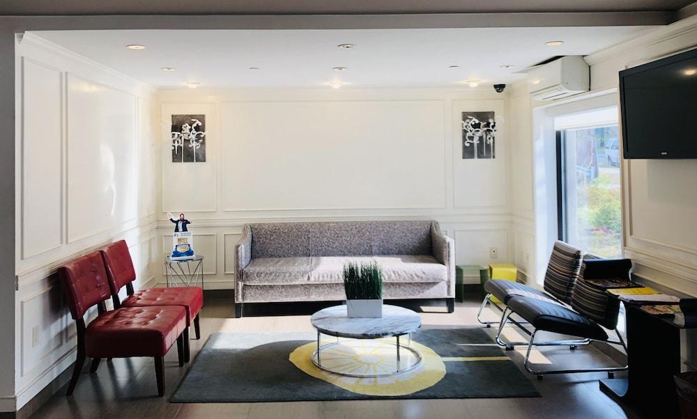 Ramada By Wyndham Staten Island Nova York