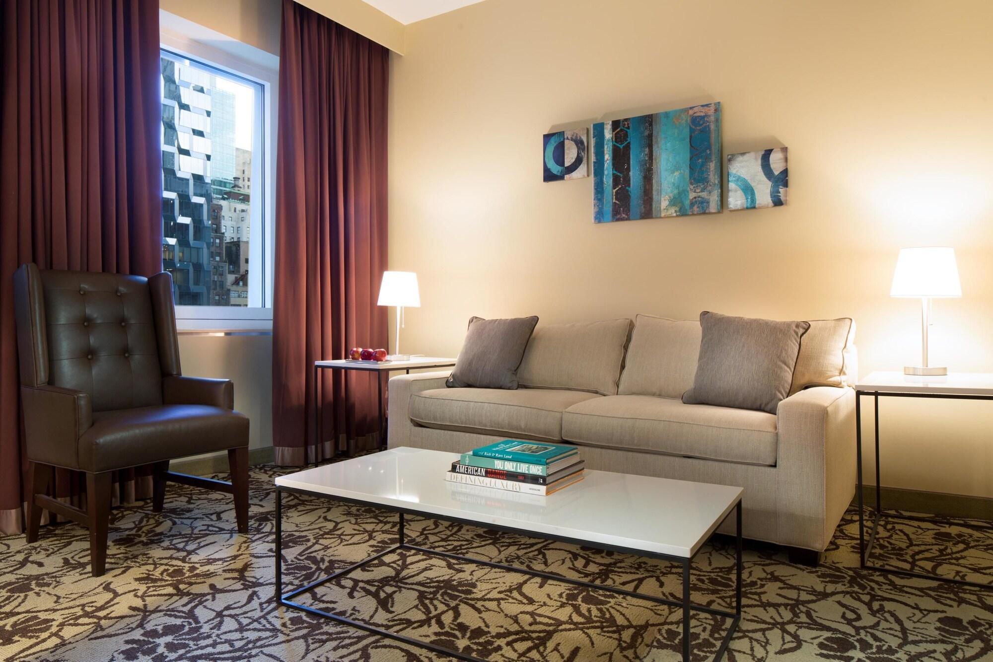 Cassa Ny 45th Street Khách sạn 4*