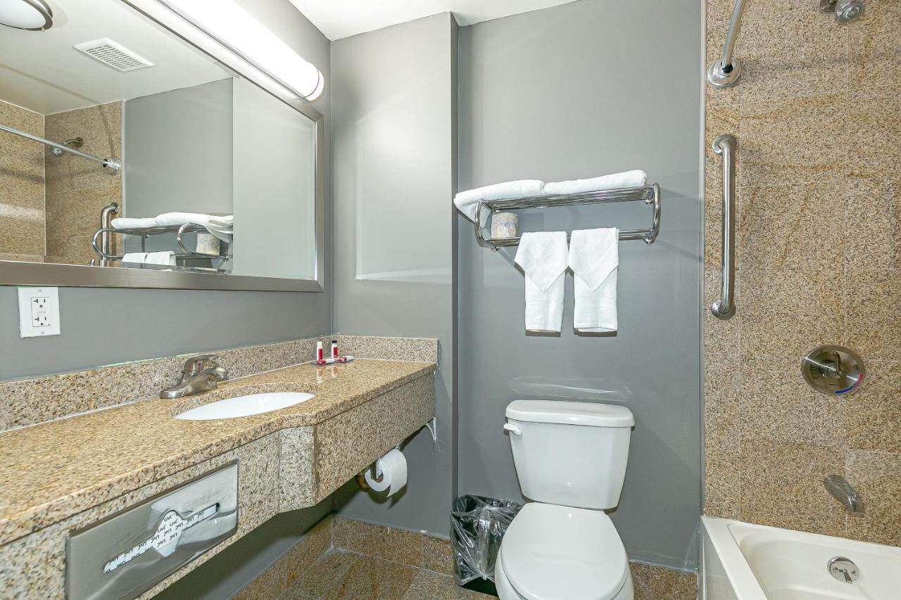 Ozone Inn & Suites Nova York