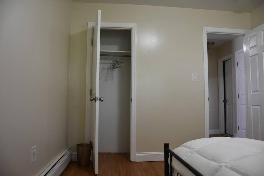 Căn hộ 2 Ptivet Bedroom,1 Bathroom,kitchen,self Check In,free Parking New York