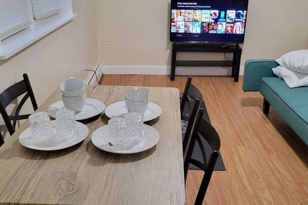2 Ptivet Bedroom,1 Bathroom,kitchen,self Check In,free Parking Căn hộ *