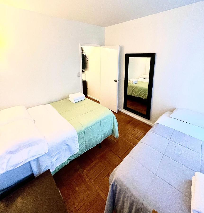 Stunning Two Bed Apt Hells Kitchen Apartamento