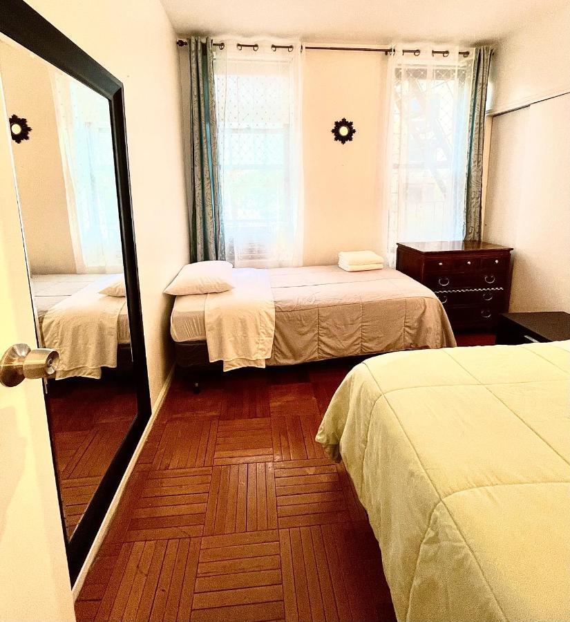 Stunning Two Bed Apt Hells Kitchen Apartamento