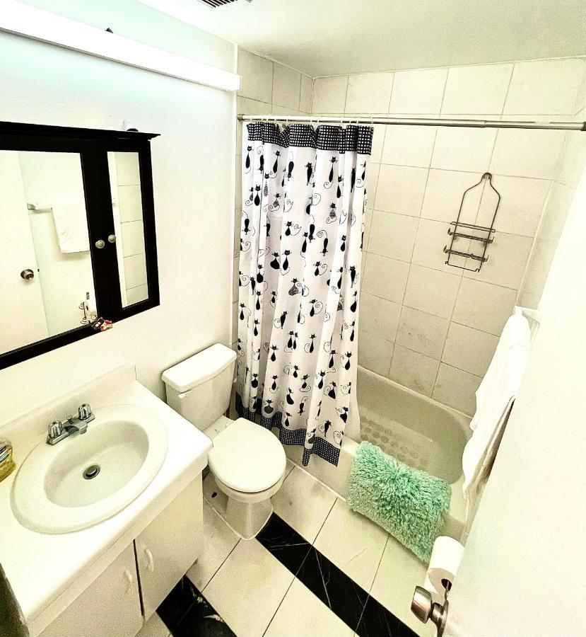 Stunning Two Bed Apt Hells Kitchen Apartamento Nova York