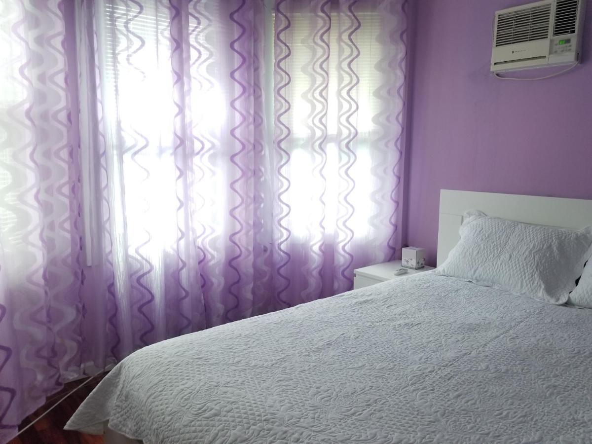 Hospedagem domiciliar Maspeth House