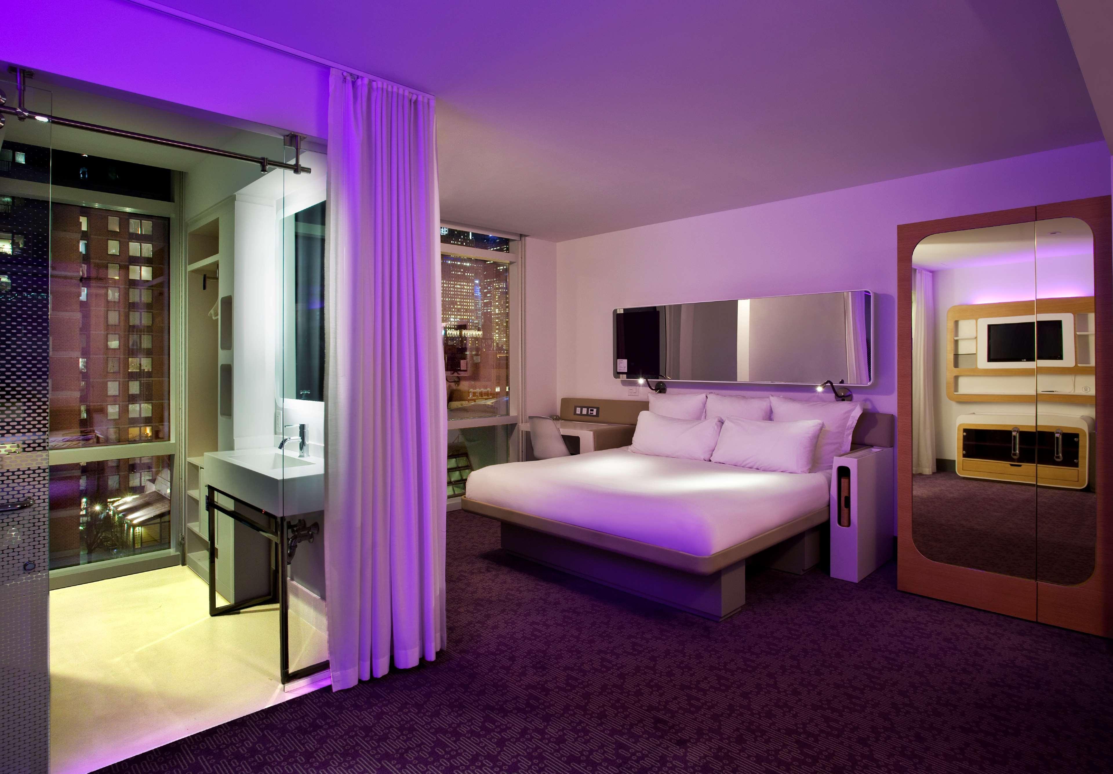 Khách sạn Yotel Times Square