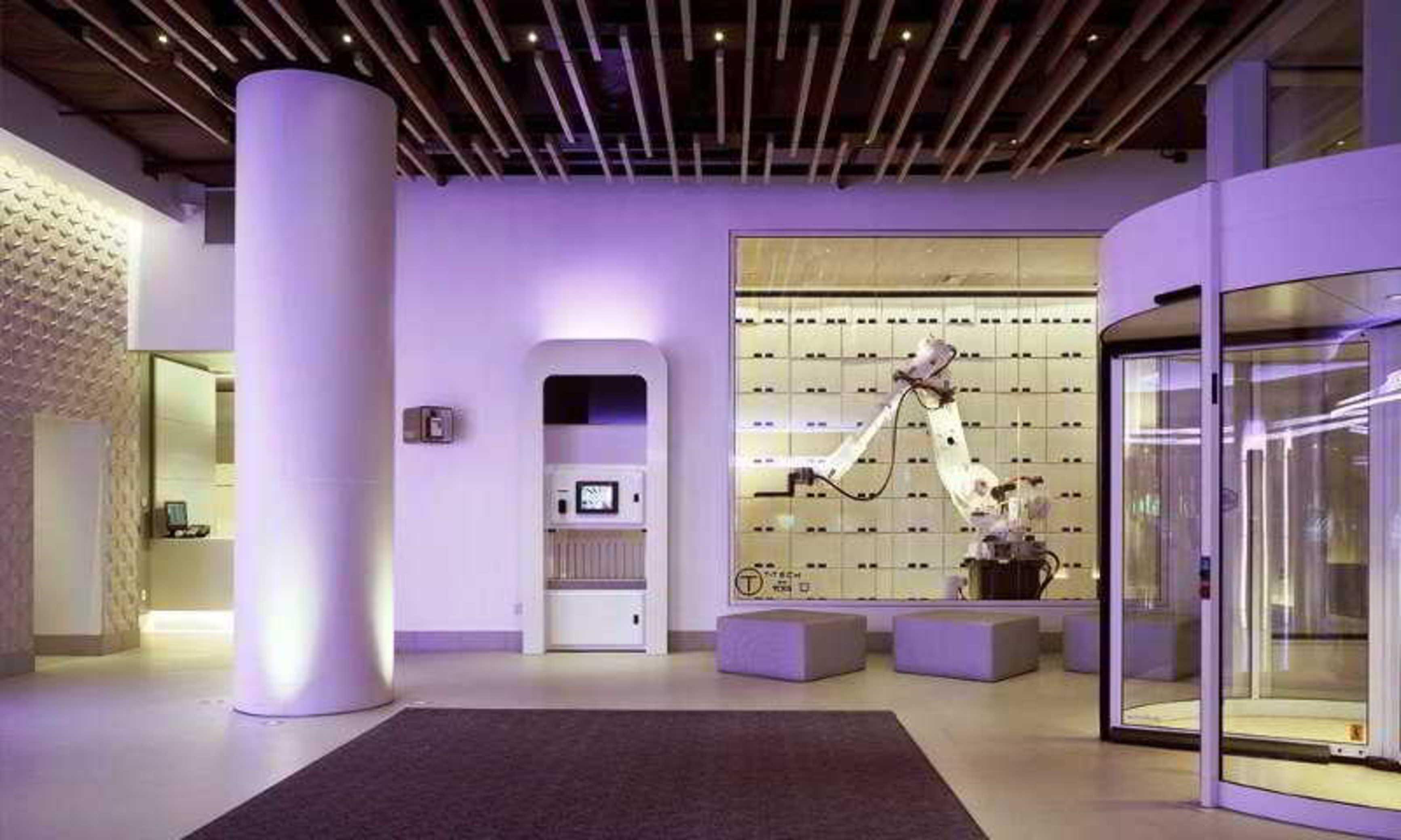Khách sạn Yotel Times Square