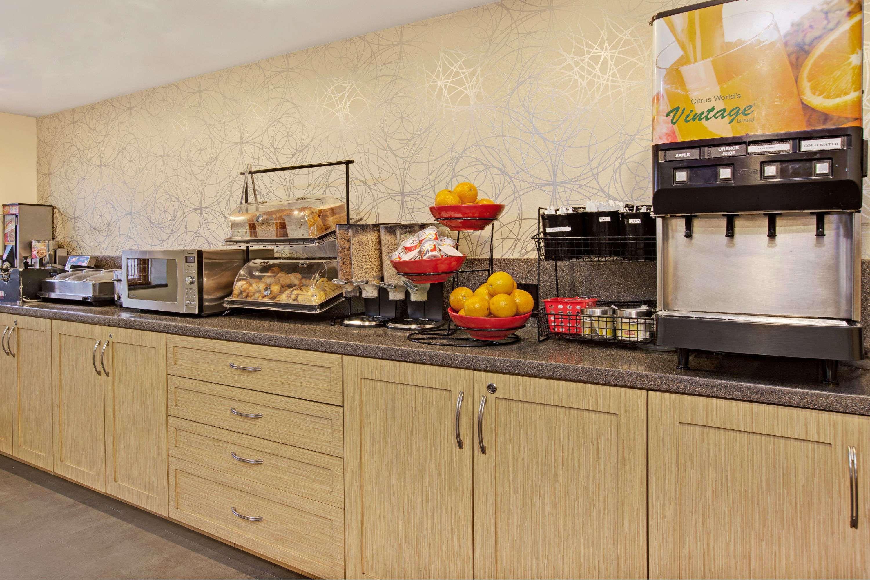 Ramada By Wyndham Staten Island Khách sạn New York