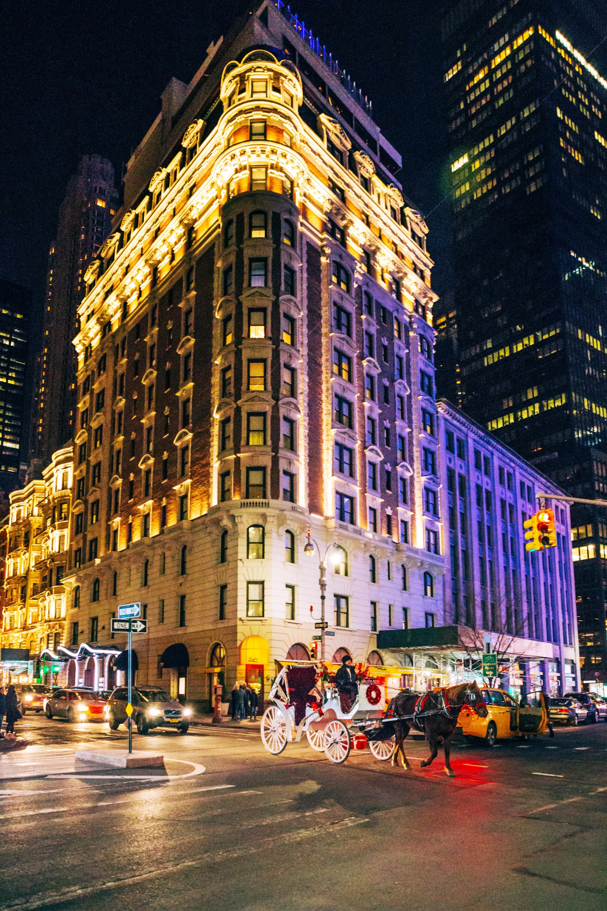 Khách sạn Dream Midtown, By Hyatt 4*
