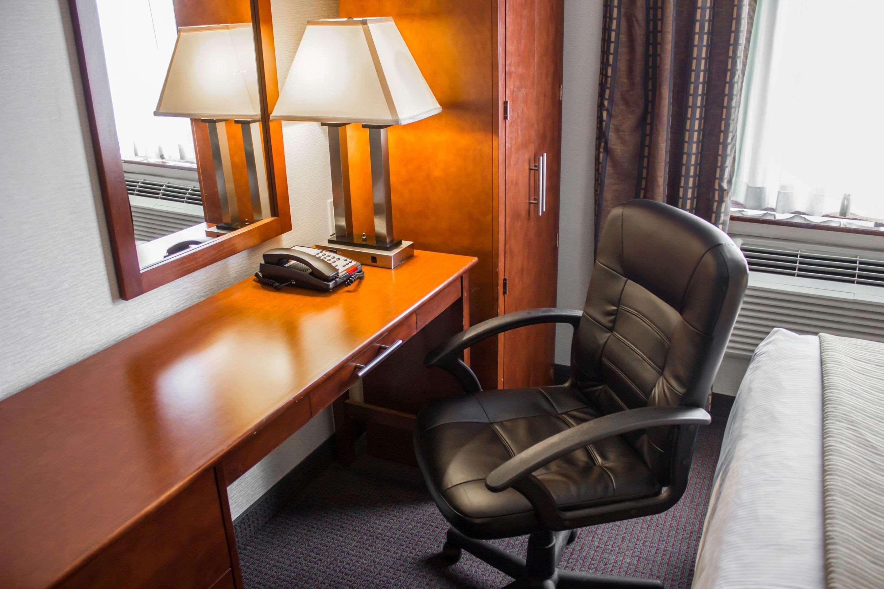 Quality Long Island - Queensboro Bridge 3* Nova York