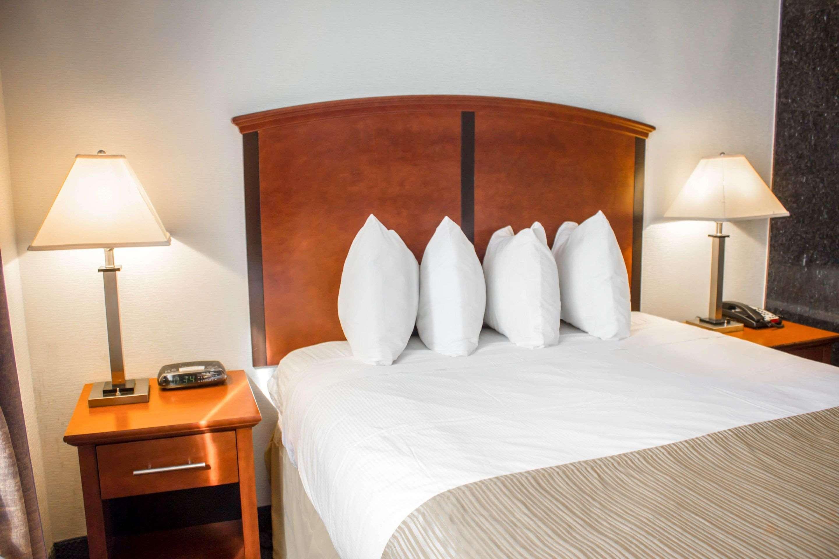 Quality Long Island - Queensboro Bridge 3* Nova York