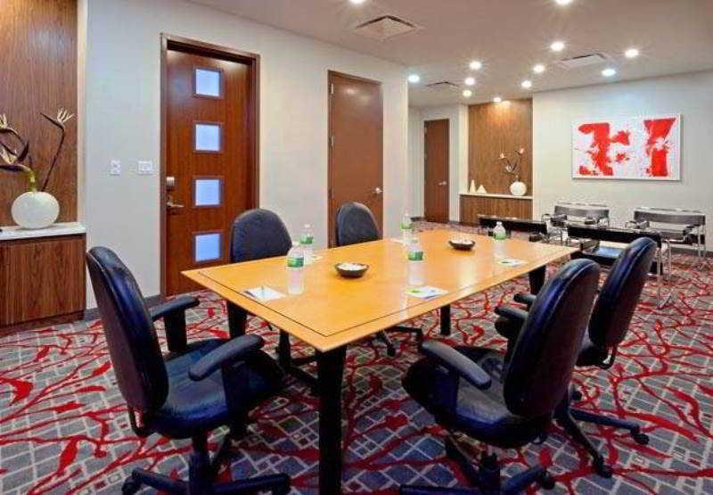 Khách sạn Fairfield & By Marriott Brooklyn