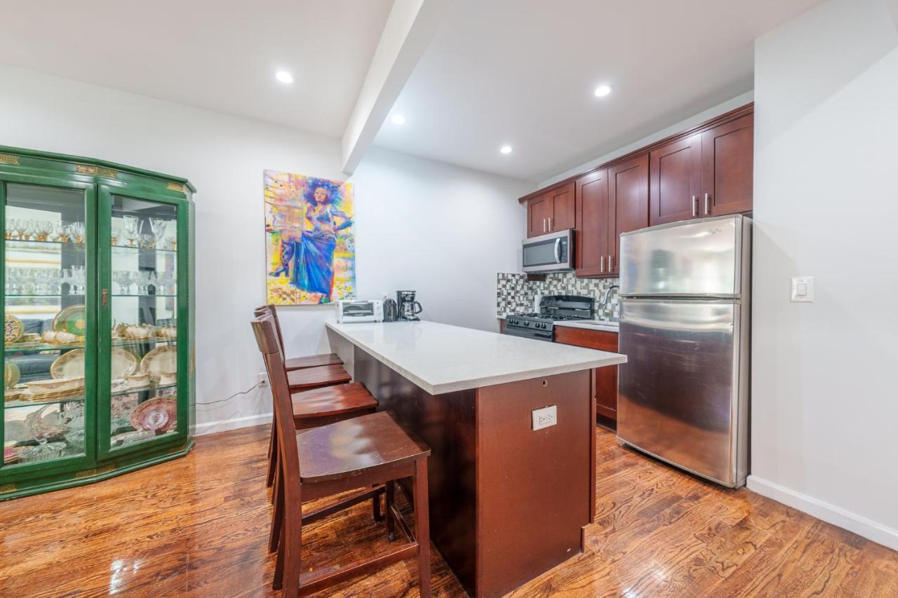 Lovely 2 Bedroom In The Hearts Of Crown Heights Apartamento *