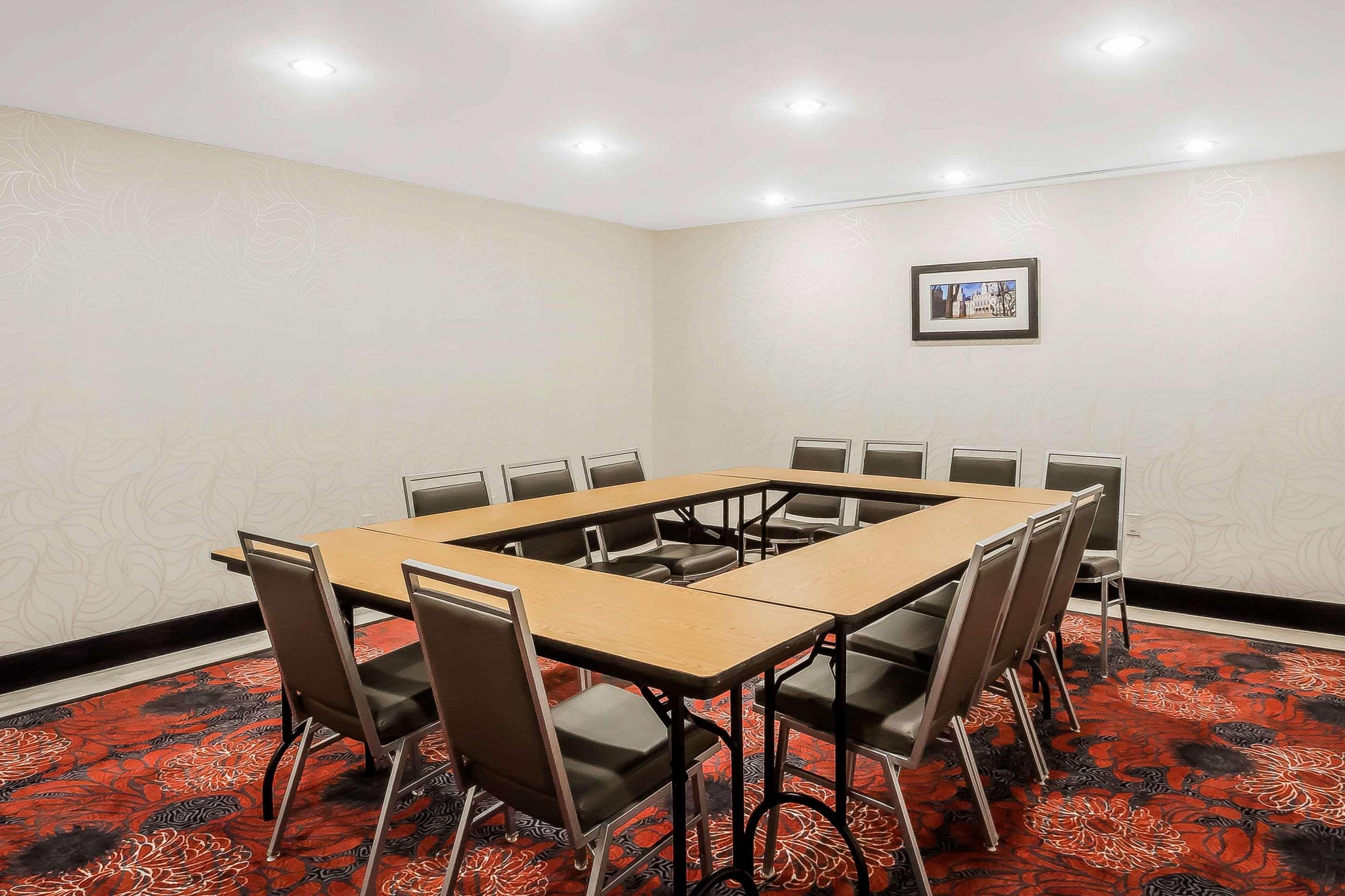 Khách sạn Comfort & Near Stadium New York