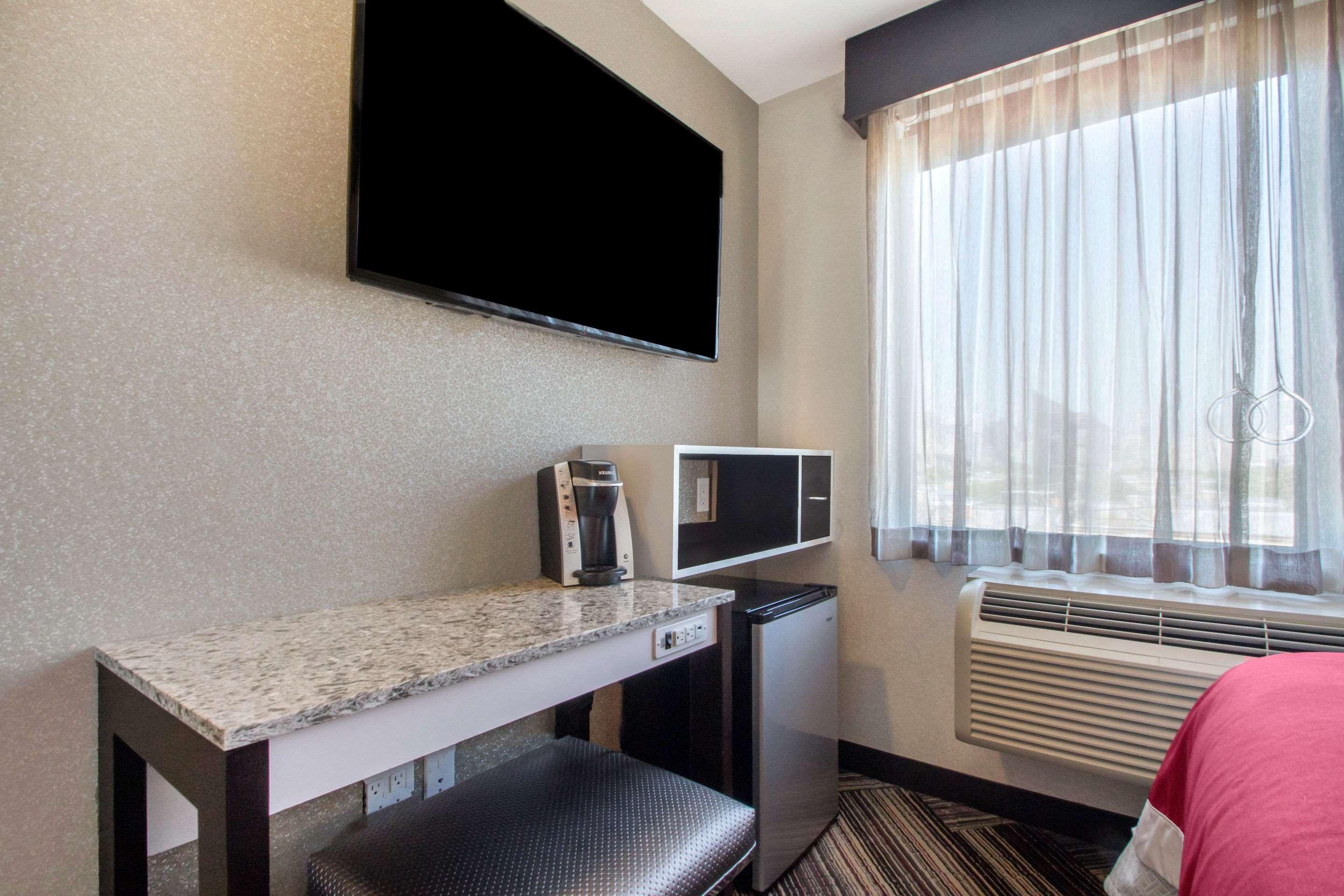 The Vue Hotel, Ascend Collection Hotel