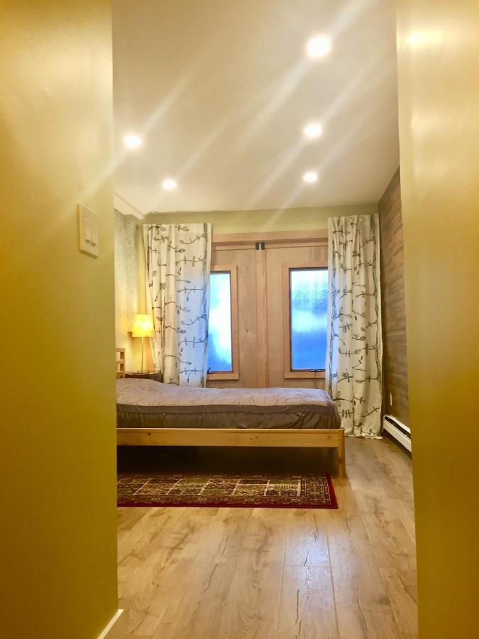 Căn hộ Cozy Multi-leveled Apartment! New York