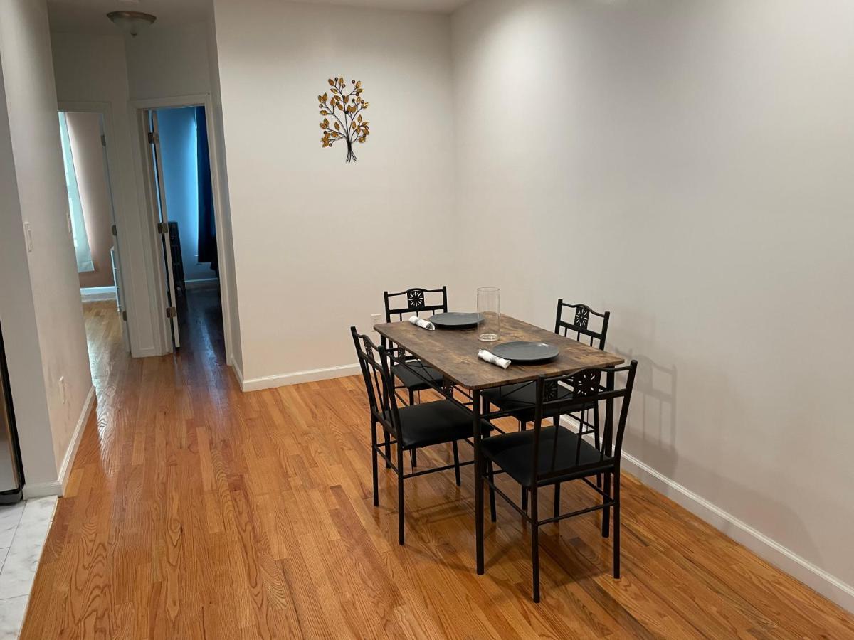 Beautiful Finished With Lots Of Space & Privacy Apartment *