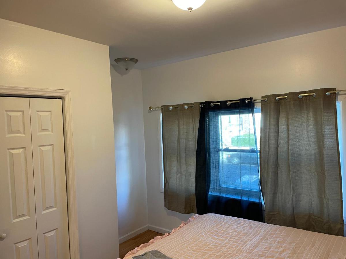 Beautiful Finished With Lots Of Space & Privacy Apartment *