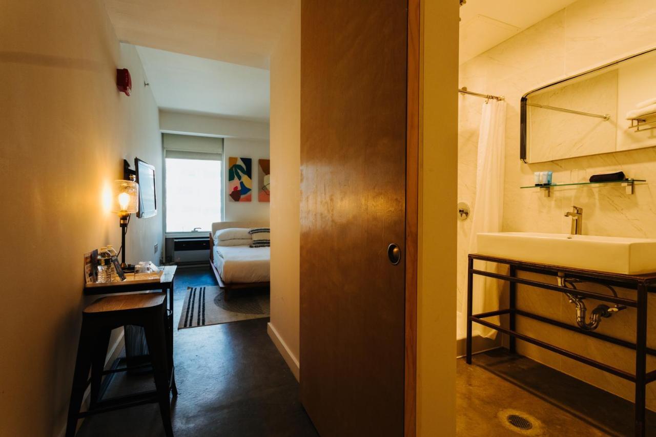 Khách sạn Alameda, Highline 4*