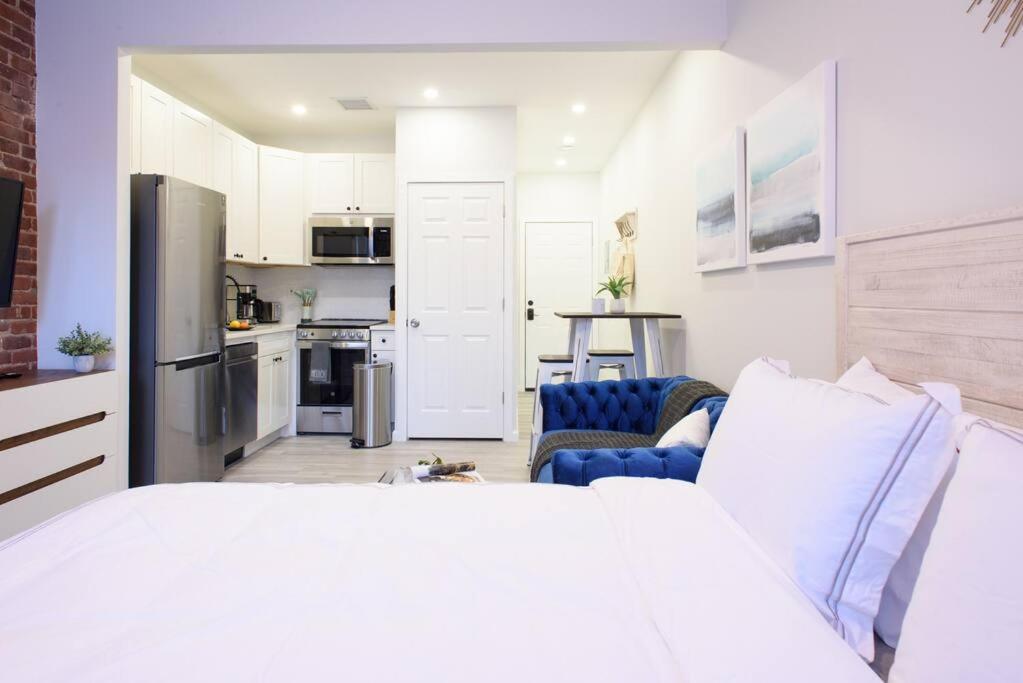 Apartment 240-6 New Prime Location W&d In Unit