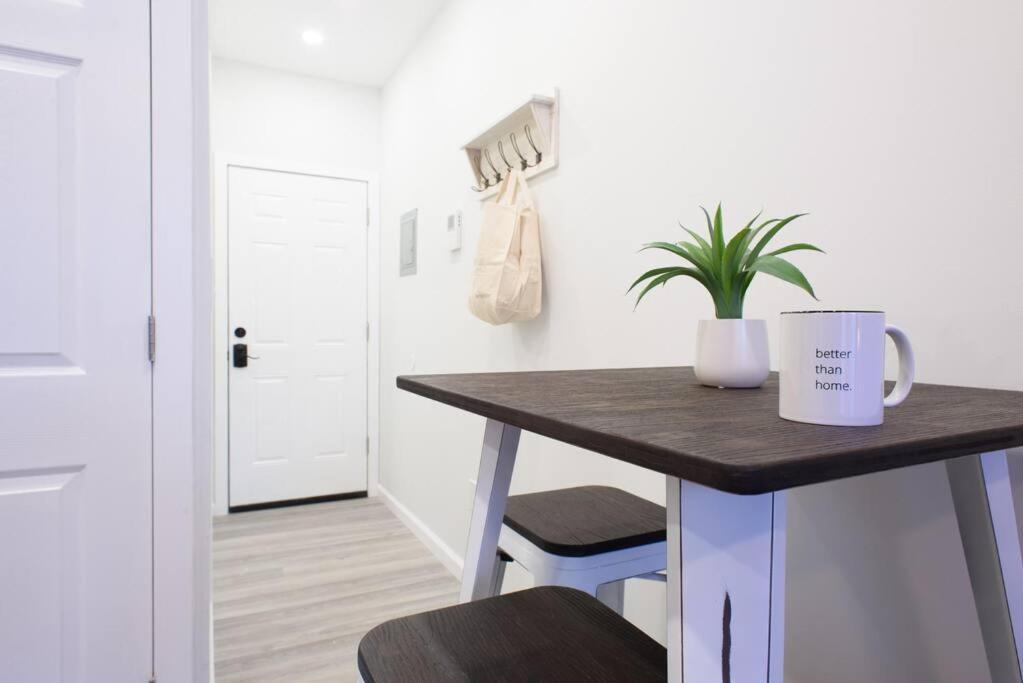240-6 New Prime Location W&d In Unit Apartment