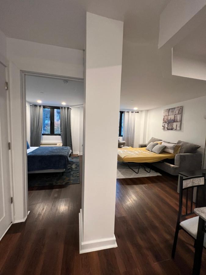 Cozy 1 Bedroom With Outdoor Patio Space Apartamento Nova York