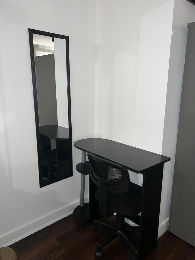 Cozy 1 Bedroom With Outdoor Patio Space Apartamento Nova York