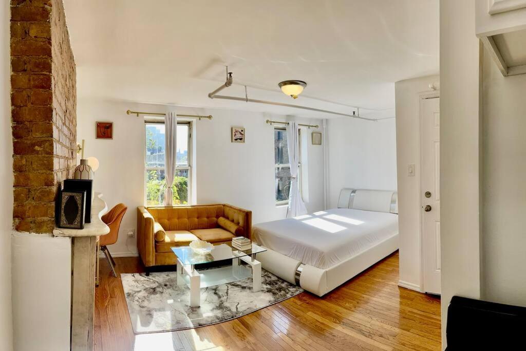 Apartamento Modern Studio For Long In Nyc Nova York