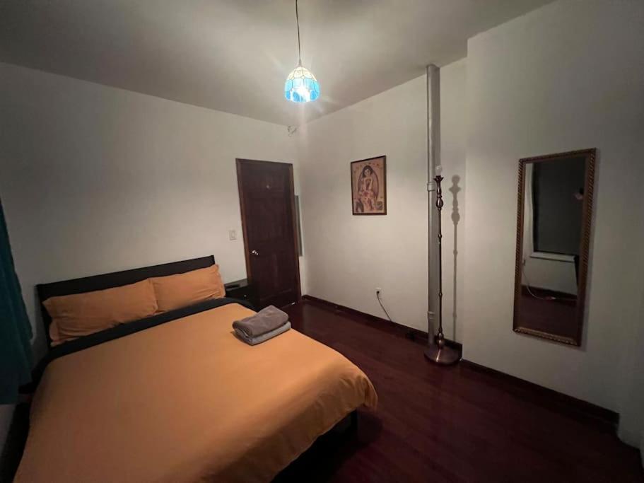 Antique Victorian 2 Bedroom Best Location Căn hộ *