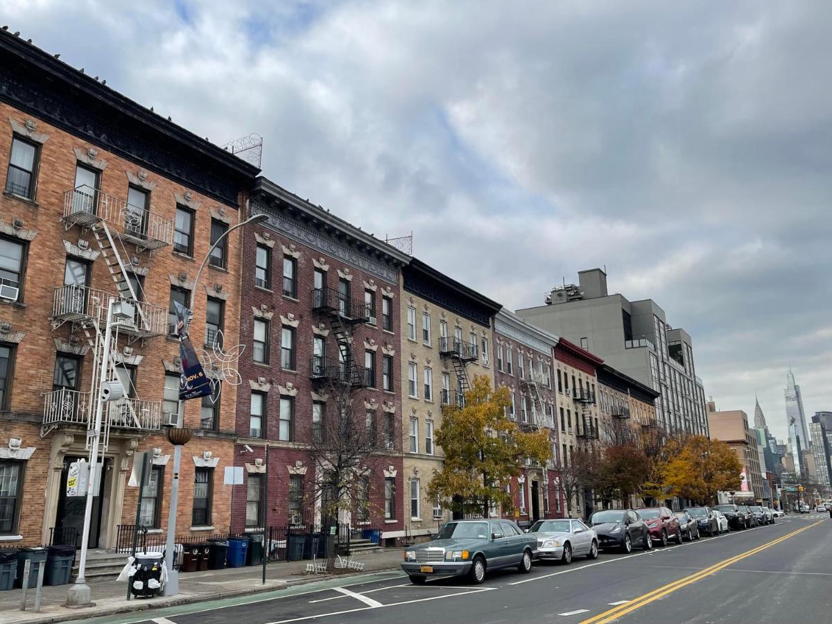 Elegant Private Close To Manhattan! - Is In A 2 Bedrooms Apartament And First Floor With Free Street Parking Ở trọ New York
