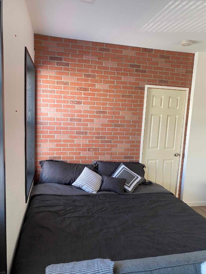 Apartamento 145 St Queens Near Jfk, Lga, & Citi Field, Free Parking In The Backyard 646-667-6696 Nova York