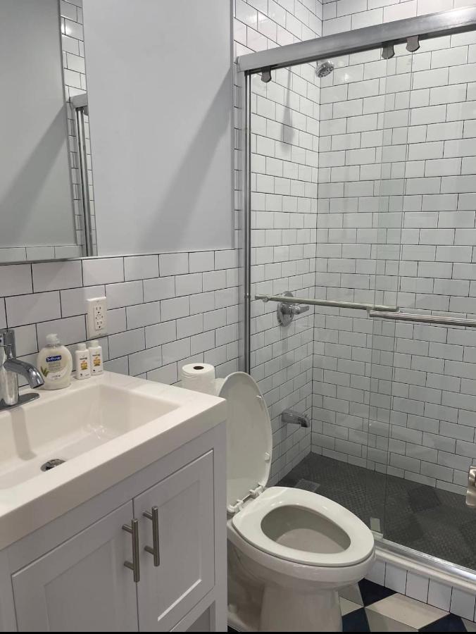 145 St Queens Near Jfk, Lga, & Citi Field, Free Parking In The Backyard 646-667-6696 Apartamento *