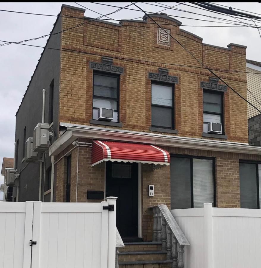 Apartamento 145 St Queens Near Jfk, Lga, & Citi Field, Free Parking In The Backyard 646-667-6696 *